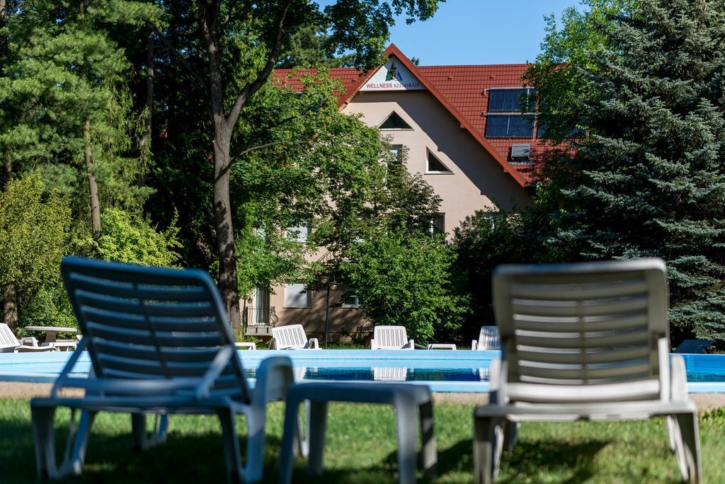 Wellness Hotel Szindbad Balatonszárszó المظهر الخارجي الصورة