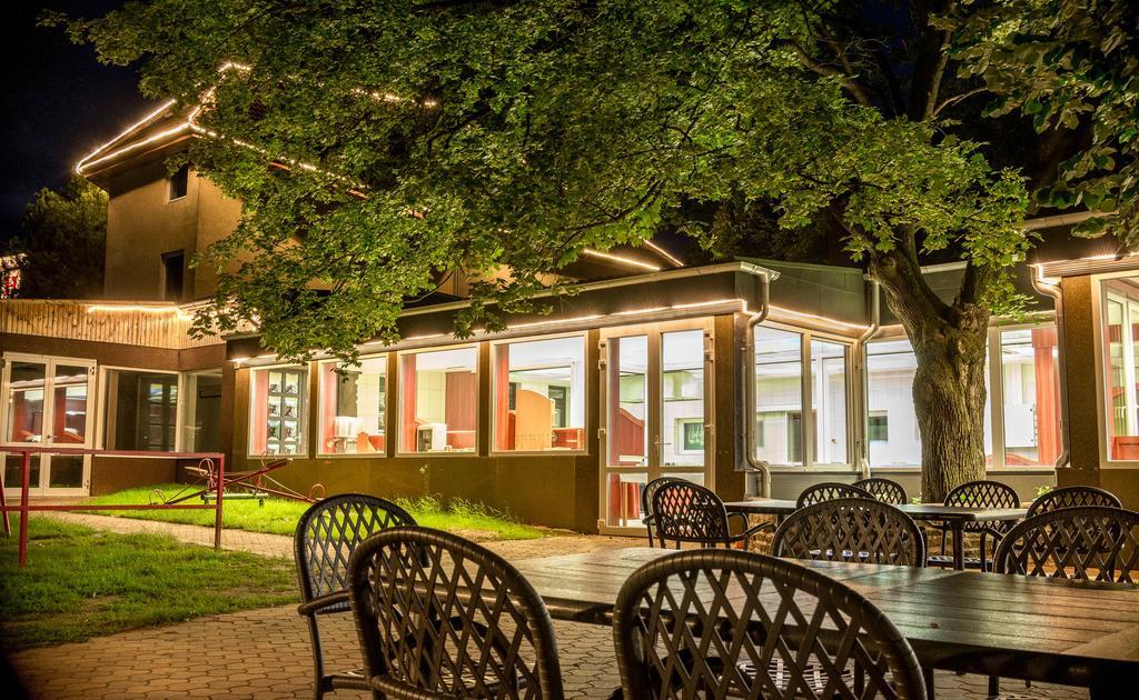 Wellness Hotel Szindbad Balatonszárszó المظهر الخارجي الصورة